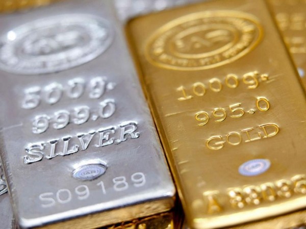 सुन–चाँदीको मूल्यमा  गिरावट