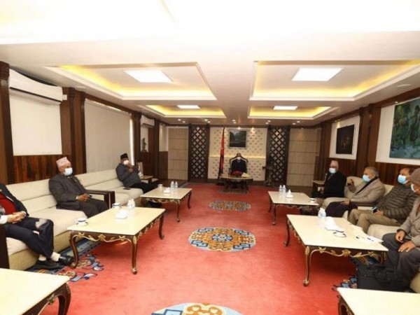 पञ्च दलीय समितिको बैठक बालुवाटारमा बस्दै