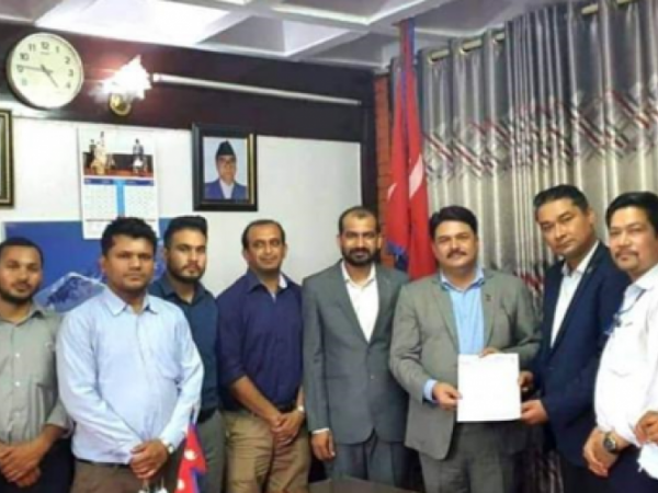 डेन्टल एसोसिएसनद्वारा स्वास्थ्य मन्त्रीको ध्यानाकर्षण