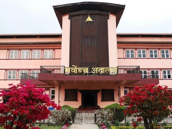 पतिलाई गैरकानुनी थुनामा राखिएको भन्दै सर्वोच्चमा रिट