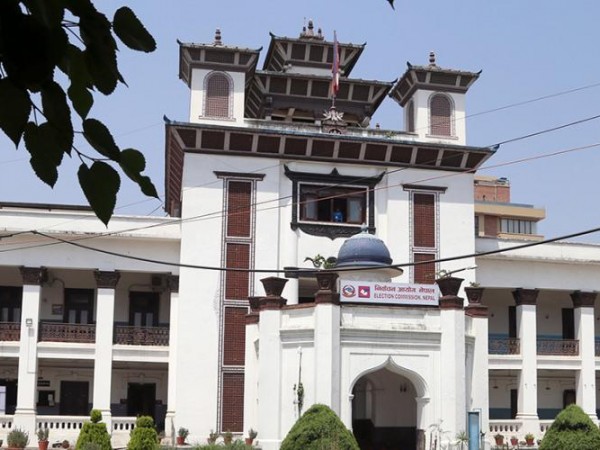  गठबन्धनका गुरुङसहित हाम्रो नेपाली पार्टीका २ जनाको उम्मेदवारी खारेज