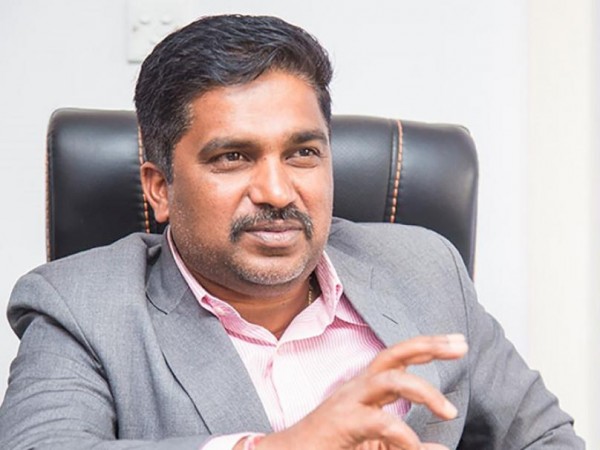 प्रचण्डप्रति राजकिशोरको टिप्पणी–लभ मधेससँग गर्छु भन्दै लिभिङ टुगेदर कांग्रेससँग र बिहे एमालेसँग गर्नुभयो