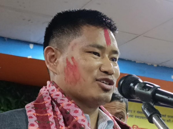 देउराली -काठमाडौं सम्पर्क मञ्चको दास्राे सम्मेलन बाट आले मगरको नेतृत्वमा १५ सदस्य वडा सम्पर्क मञ्च  सर्व सहमत निर्वाचित ।