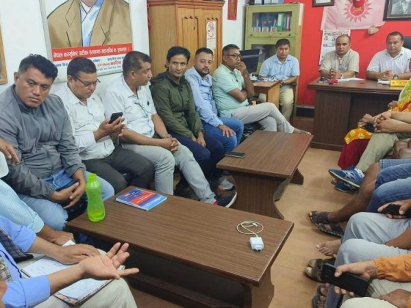 रामेछाप जिल्ला कमिटीकाे आकस्मिक बैठक बाट प्रधानमन्त्री ओलीलाई धन्यवाद ज्ञापन ।