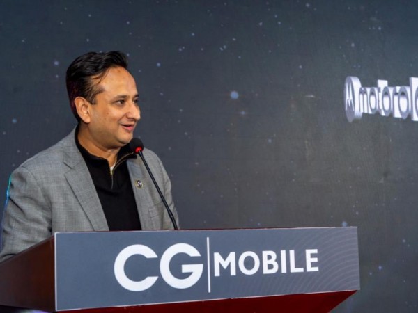 चौधरी ग्रुपकाे  मोटोराला स्मार्टफाेनले बजारमा प्रभुत्व जमाउदै ।