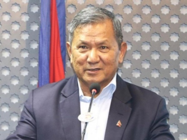 फेसबुक लगायत सामाजिक सञ्चालनलाई सात दिन भित्र नेपालमा दर्ता हुन अन्तिम अल्टिमेटम ।