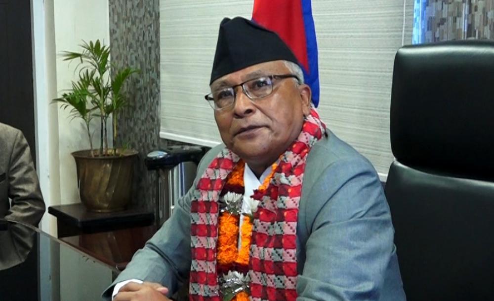 शिक्षामन्त्रीले नेपालको पुरानै नक्सा छापिएको पाठ्यपुस्तक जफत गर्न दियो निर्देशन