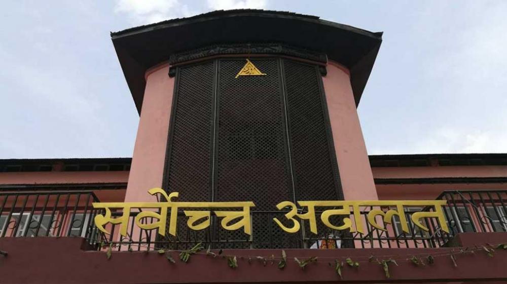 पूर्व प्रधानमन्त्रीहरू माधवकुमार नेपाल र डा. बाबुराम भट्टराईको विरुद्ध अनुसन्धान गर्न सर्वोच्च अदालतको आदेश