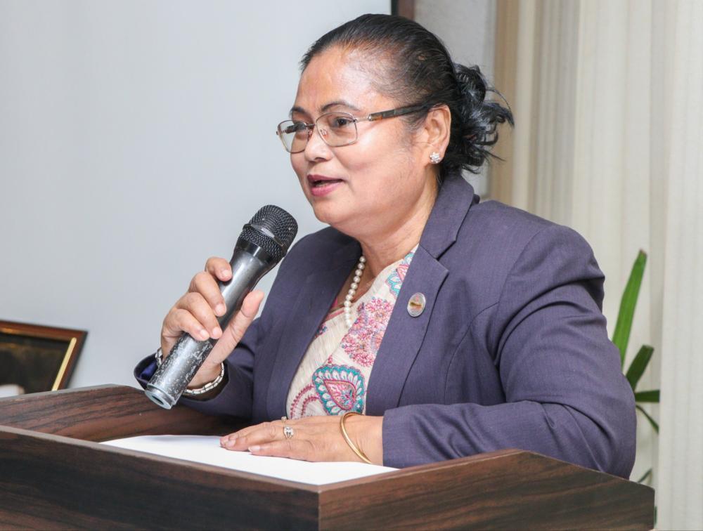 साहित्यको माध्यमबाट महिला, बालबालिका  तथा विश्व वातावरण संरक्षणको पक्षमा काम गर्न सकिन्छ: मन्त्री चौधरी