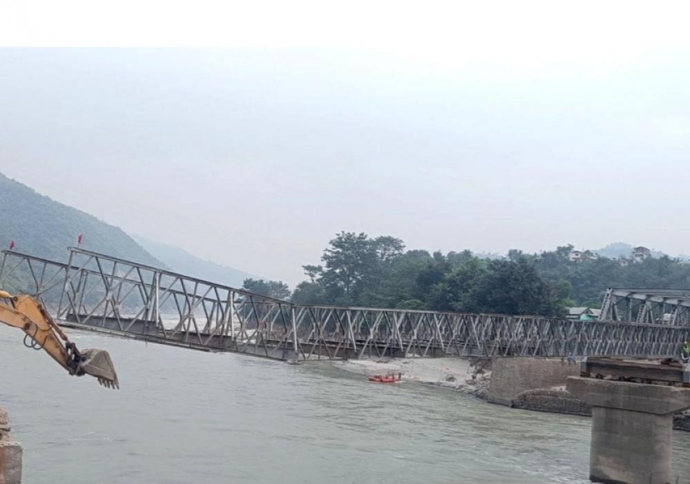 असाेज १२ गते बगाएको खुर्काेटकाे पक्की पुल तयारी भाेलिबाट यातायात सञ्चालन हुँदै ।