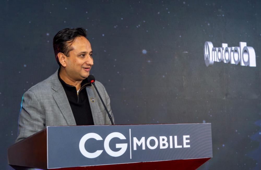 चौधरी ग्रुपकाे  मोटोराला स्मार्टफाेनले बजारमा प्रभुत्व जमाउदै ।