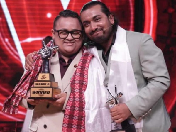 प्रशेष पाण्डेले जित्न सफल भए भ्वाइस अफ नेपाल सिजन -छ काे उपाधि ।