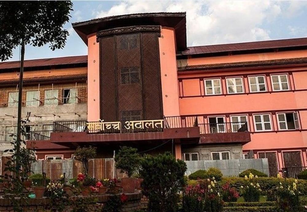 प्रधानन्यायाधीशको बेञ्चमा प्रधानमन्त्रीको सपथविरुद्ध परेका रिटको सुनुवाइ 