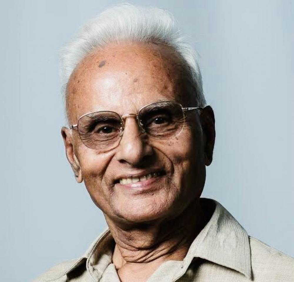 रेखा-पवन स्रष्टा सम्मान कालीप्रसाद रिजाललाई ।