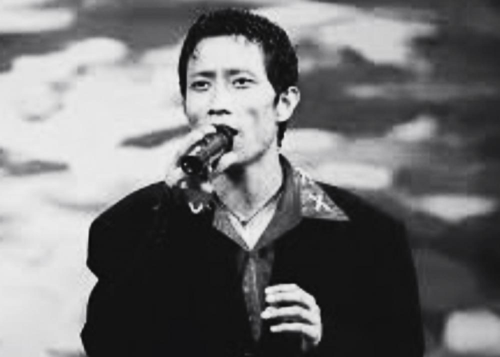 दिल्ली स्थित आफ्नै निवास गायक प्रशान्त तामाङको निधन ।